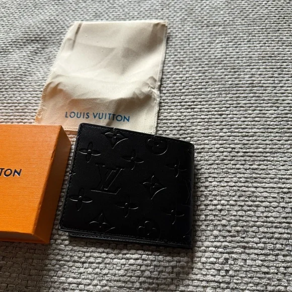 Louis Vuitton Monogram Black Leather Wallet - Picture 2 of 4